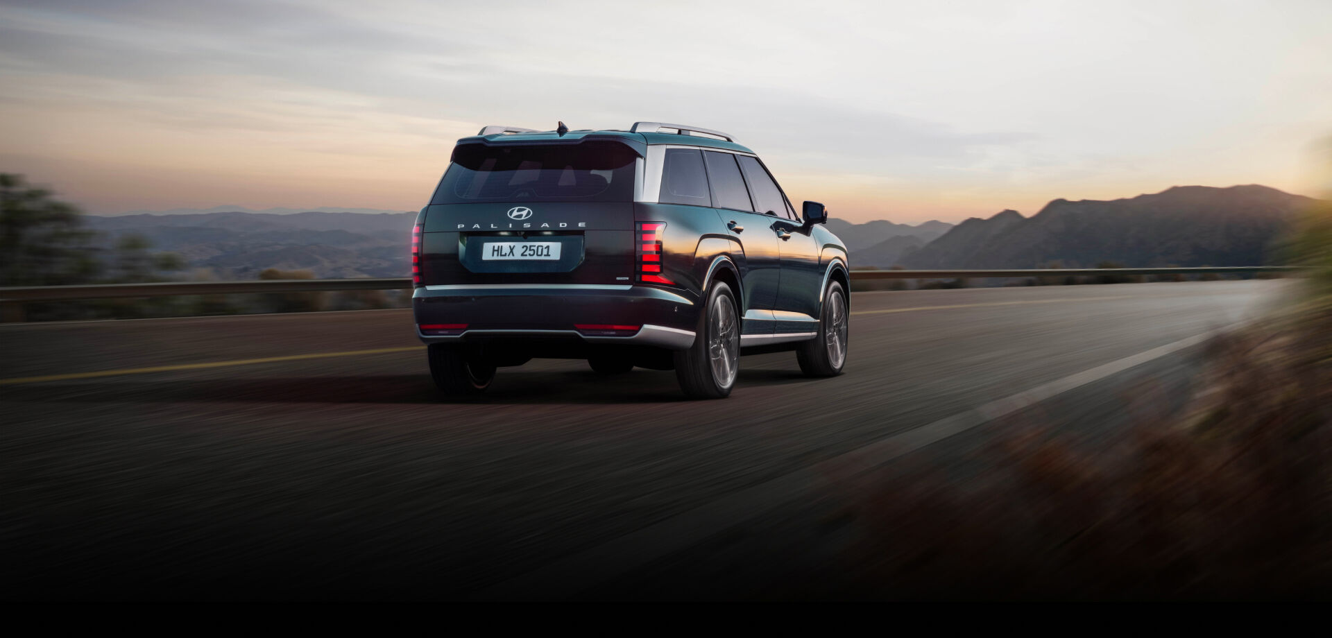 Closer view at the front part of Hyundai car with its logo and grille
